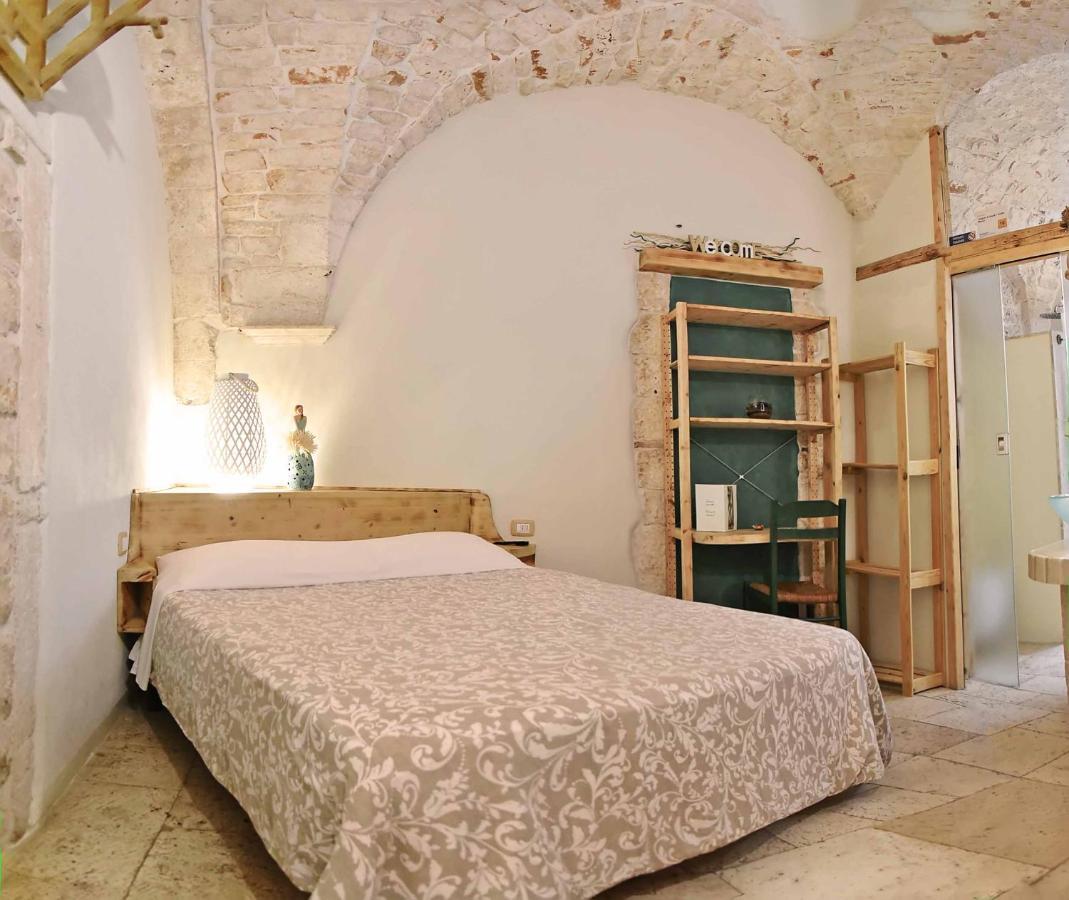 L'Angolo Di Gaudi, Alcoba Blanca Putignano Exterior foto